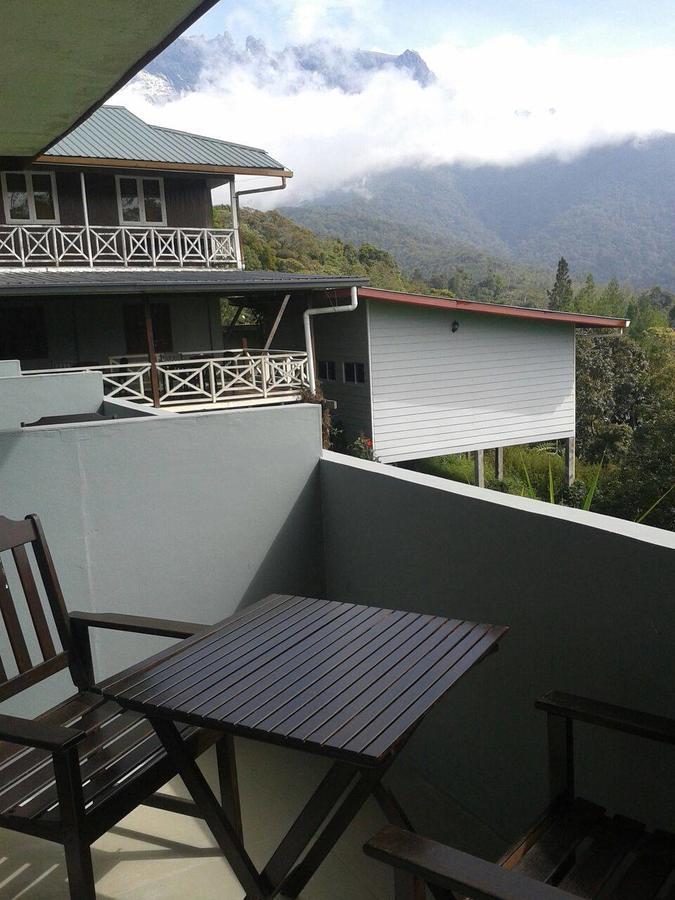 ซีเซอร์ เพลส Motel Kundasang ภายนอก รูปภาพ