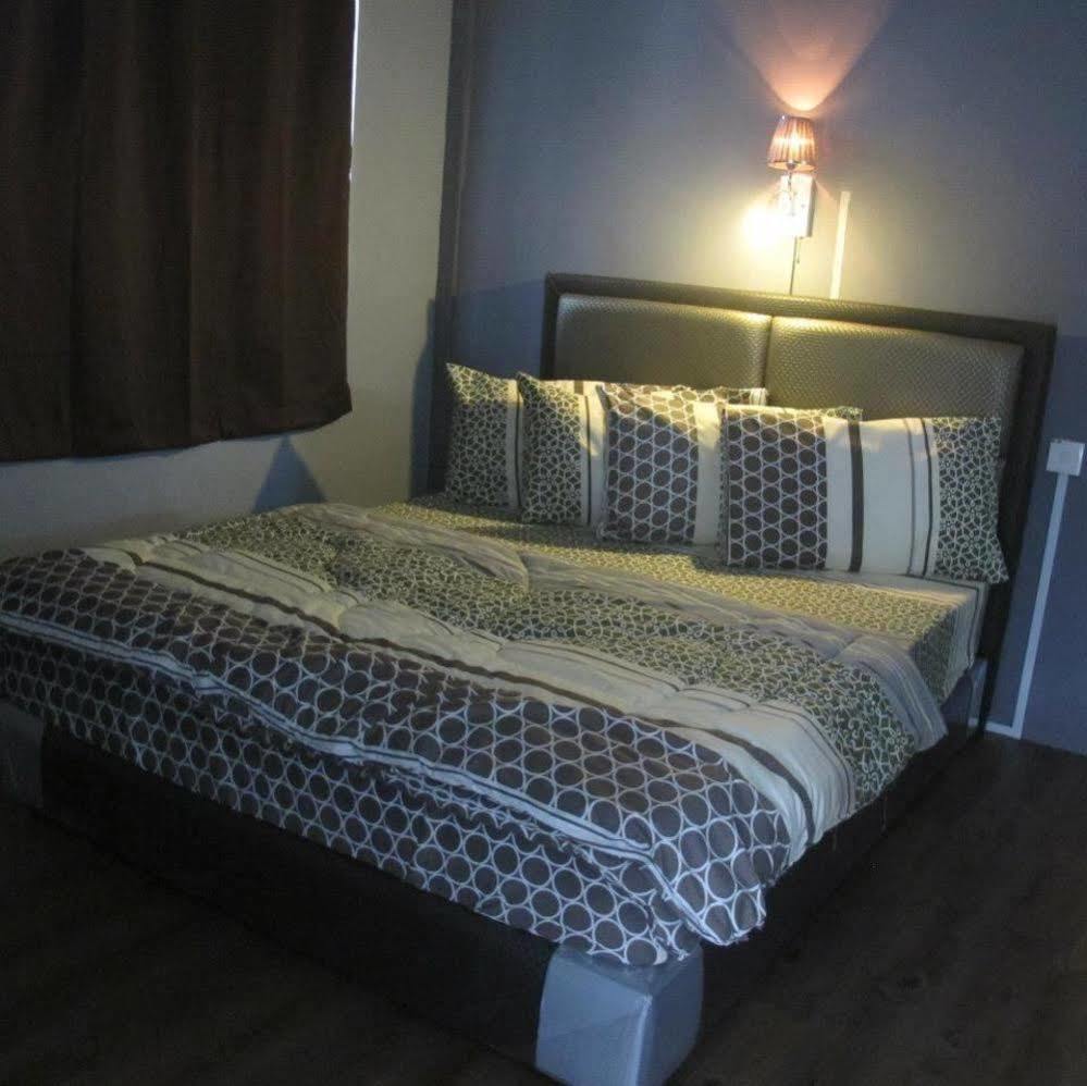 ซีเซอร์ เพลส Motel Kundasang ภายนอก รูปภาพ