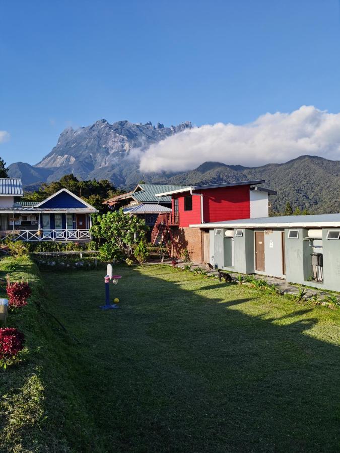ซีเซอร์ เพลส Motel Kundasang ภายนอก รูปภาพ