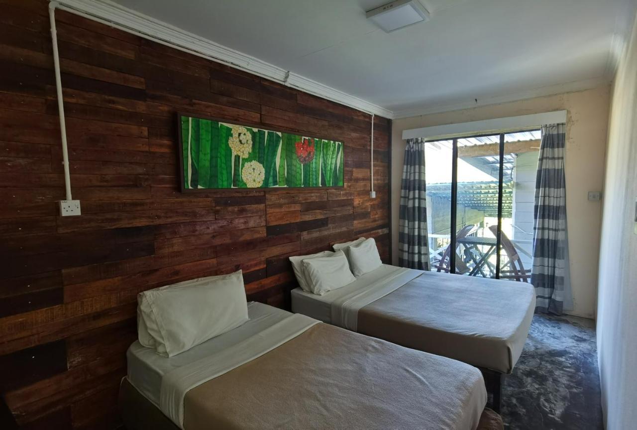 ซีเซอร์ เพลส Motel Kundasang ภายนอก รูปภาพ
