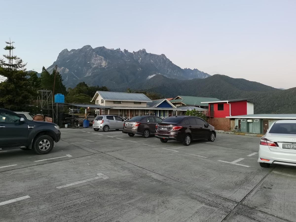 ซีเซอร์ เพลส Motel Kundasang ภายนอก รูปภาพ