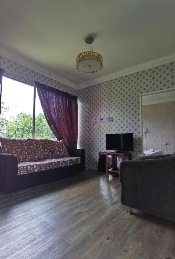 ซีเซอร์ เพลส Motel Kundasang ภายนอก รูปภาพ